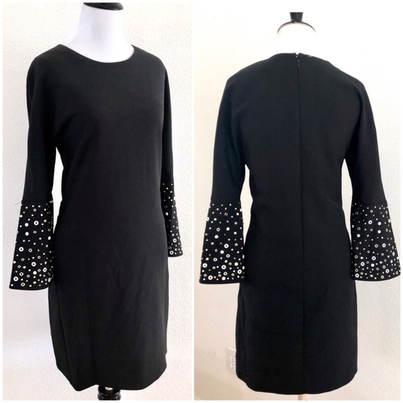 Belle by Badgley Mischka Grommet Bell Sleeve Dress - Picture 4 of 9